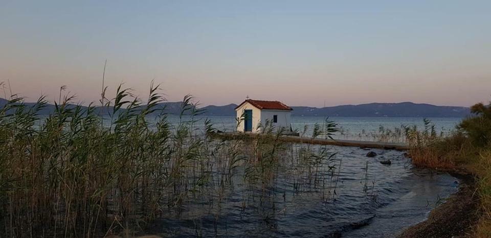 Villa Aggemari Apidias Lakos Экстерьер фото
